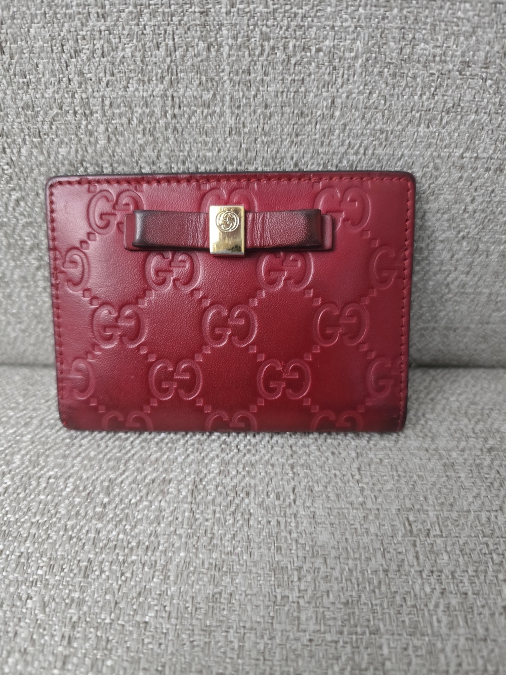 Authentic Gucci Red Guccissima Leather Bow Card Case Compact Wallet